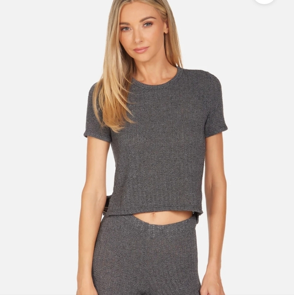 Michael Lauren Clifford Short Sleeve hi/lo Crop top - Picture 3 of 12